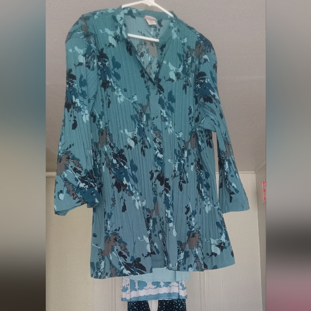 Woman's Blouse